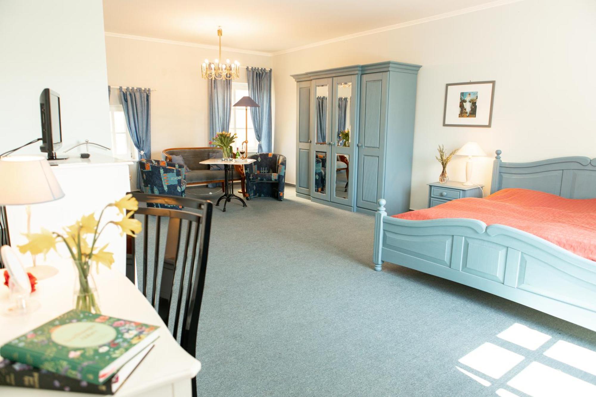 Boutique Hotel Gut Tribbevitz Neuenkirchen auf Rugen Экстерьер фото